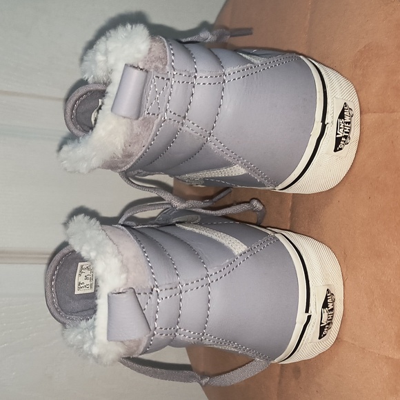 Vans Sk8 Lite Hi Sherpa Lined Leather Sneakers Size 7 Women's / 5.5 Mens - Picture 6 of 8